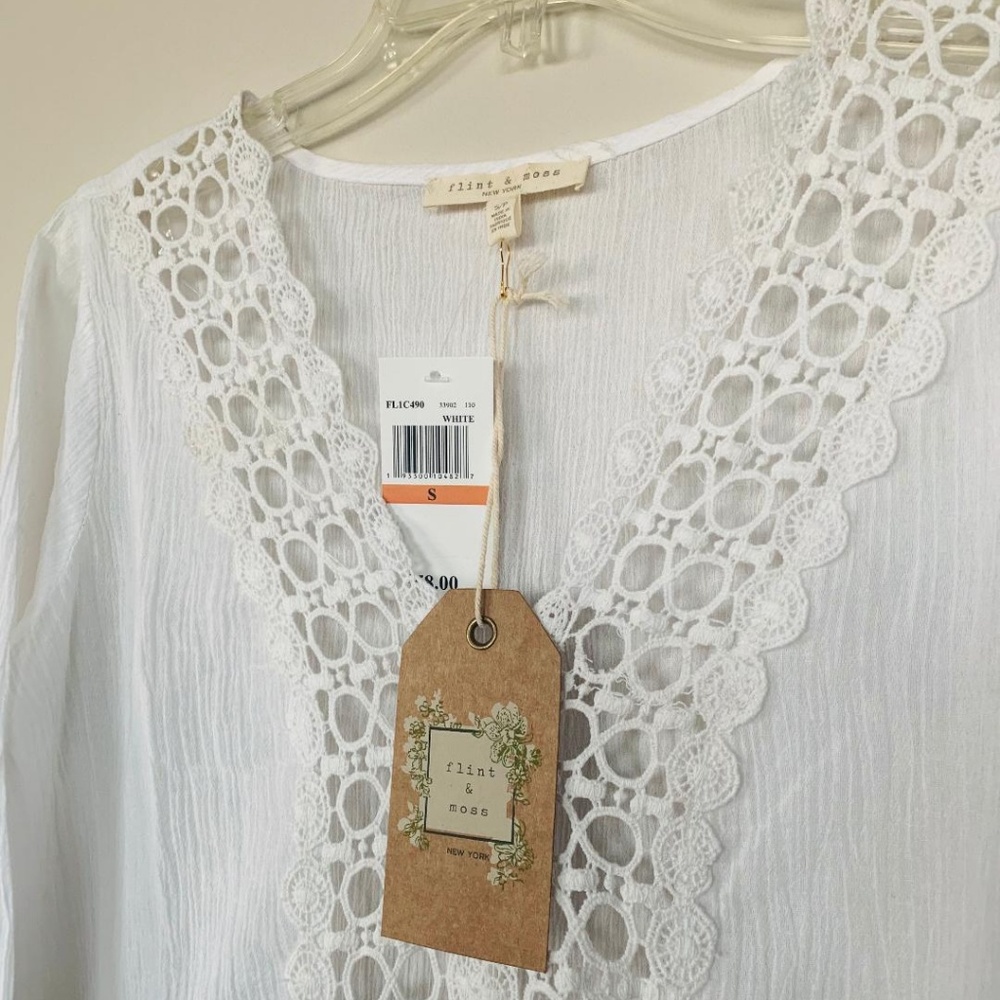 - Flint & Moss Adorable White Crochet Tunic Cover Up - Picture 4 of 6